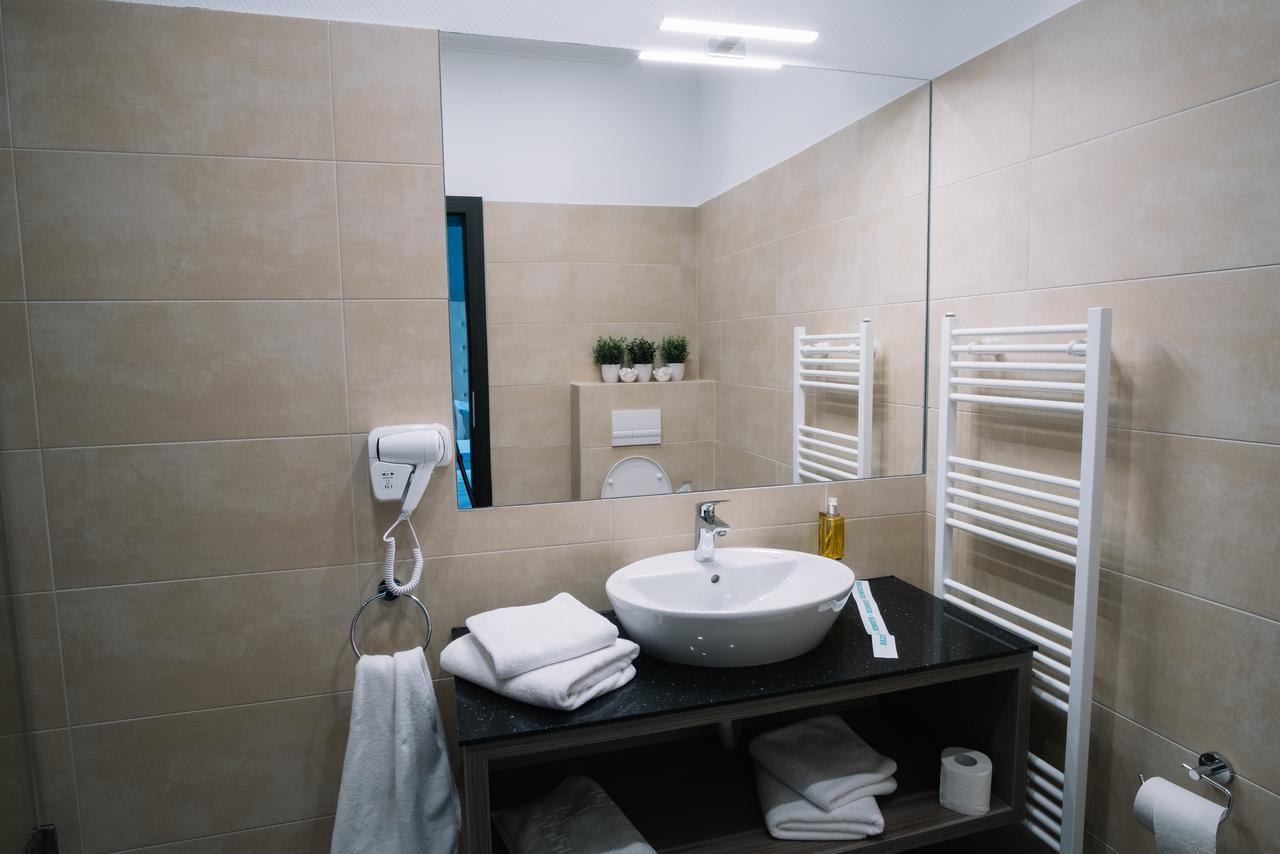 Norm Hill Hotel Cluj-Napoca Extérieur photo