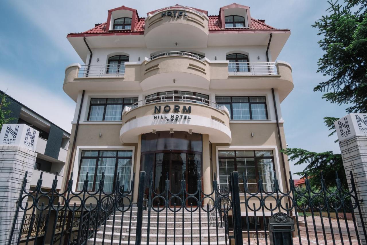 Norm Hill Hotel Cluj-Napoca Extérieur photo